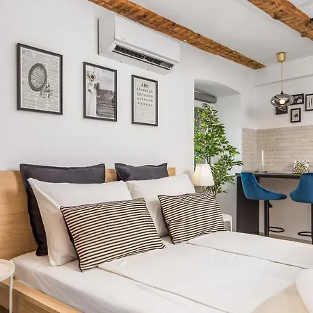 Grota Apartments In The Center Rijeka Exterior photo